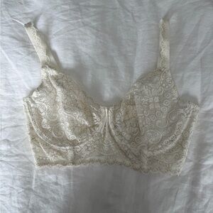 Prima Donna Lace Longline Bra in Cream